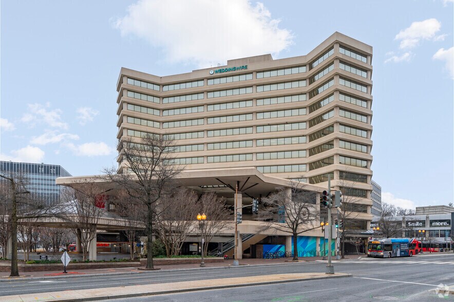 More Photos Of 2 Wisconsin Cir, Chevy Chase Office For Lease