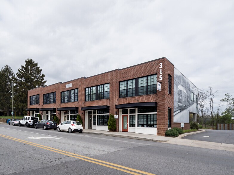 More Photos Of 315 Haywood Rd, Asheville Storefront Retail Residential For Sale