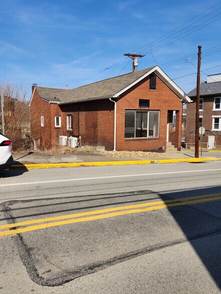 More Photos Of 333 Brinton ave, Trafford General Retail For Lease