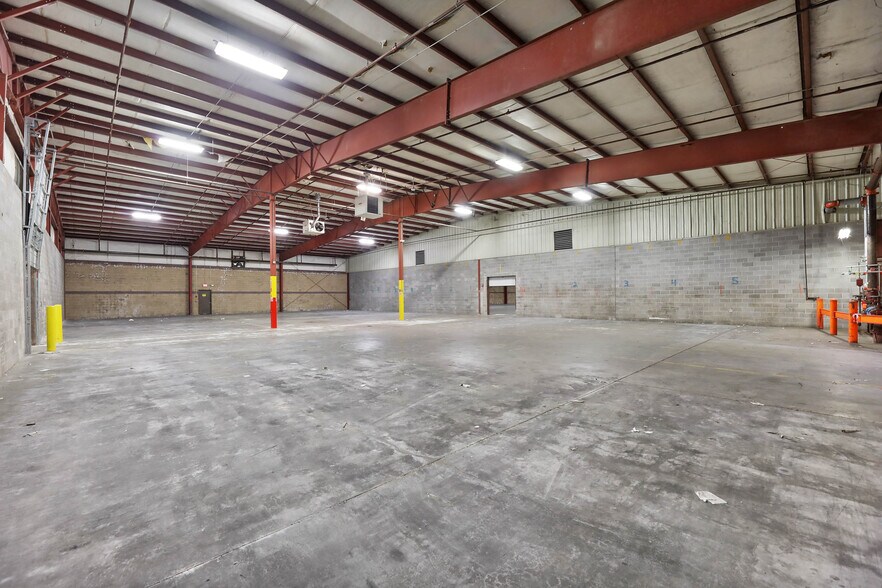 More Photos Of 21 Downing Three, Pittsfield Warehouse For Sale