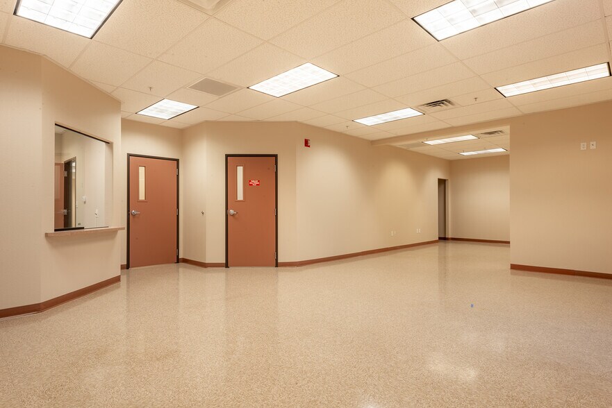 More Photos Of 2980 S Jones Blvd, Las Vegas Medical For Lease