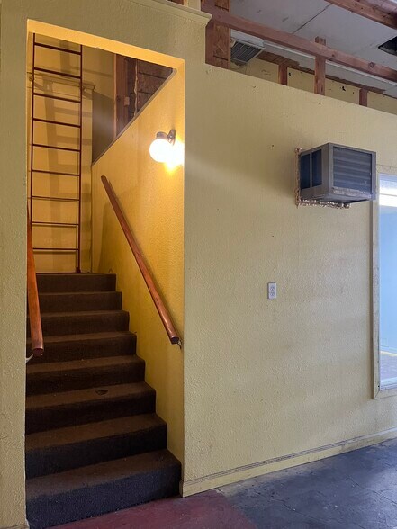 More Photos Of 1182-1200 Market St, Yuba City Warehouse For Lease