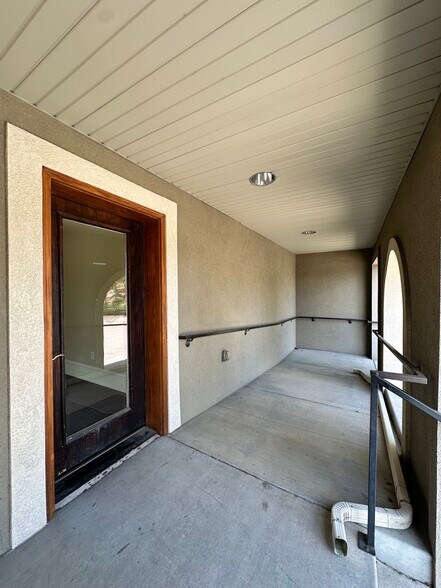 More Photos Of 3643 Highland Dr, Salt Lake City Loft Creative Space For Lease