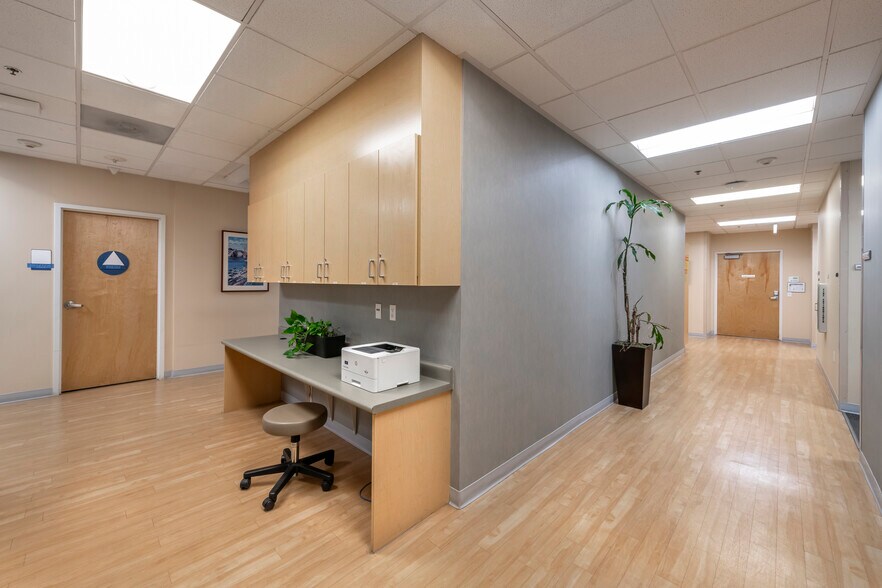 More Photos Of 400 Taylor Blvd, Pleasant Hill Medical For Lease