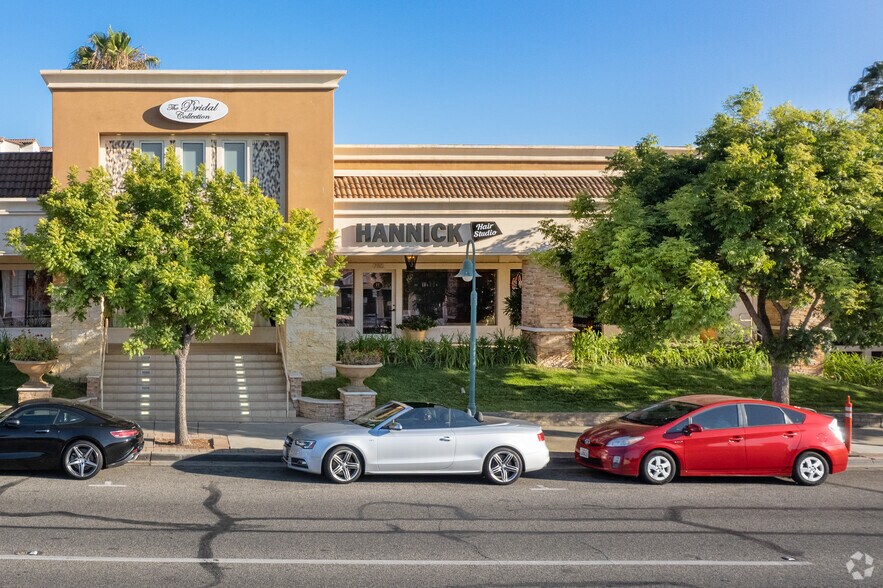 More Photos Of 756-868 E Thousand Oaks Blvd, Thousand Oaks Unknown For Lease