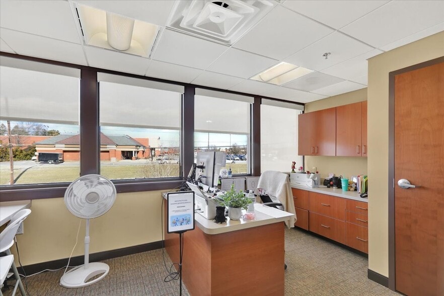 More Photos Of 2228 State Hill Rd, Reading Medical For Lease