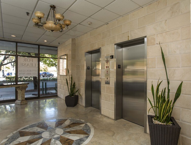 More Photos Of 1330 Coral Way, Miami Medical For Lease