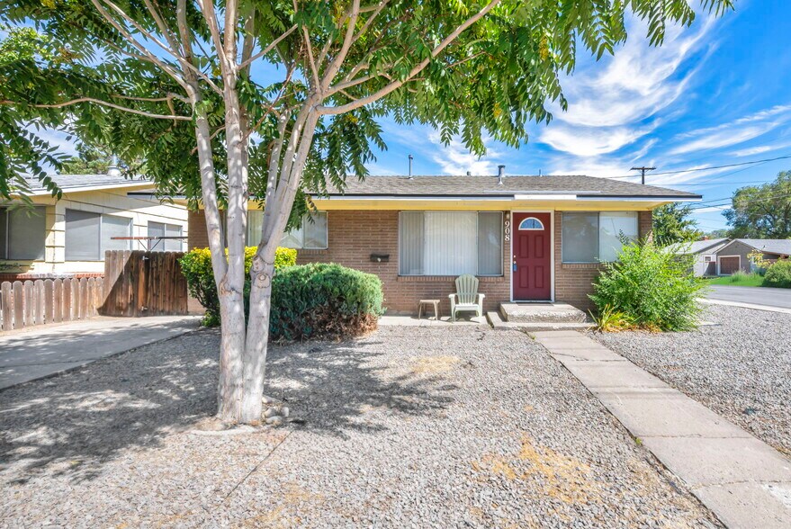 Primary Photo Of 908 12th St, Sparks Apartments For Sale