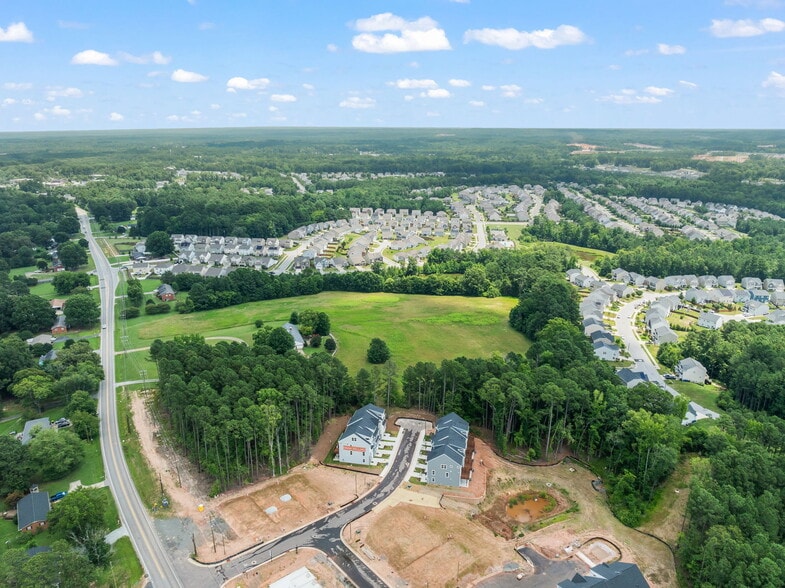 More Photos Of 7203 Plumleaf Rd, Raleigh Apartments For Sale