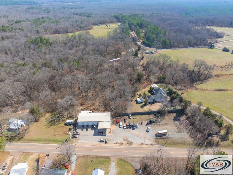 More Photos Of 9100 Highway 70, Cedar Grove Auto Repair For Sale