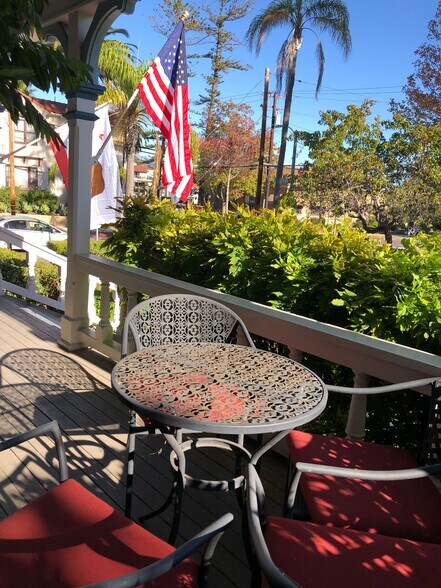 More Photos Of 200 W Victoria St, Santa Barbara Office For Lease