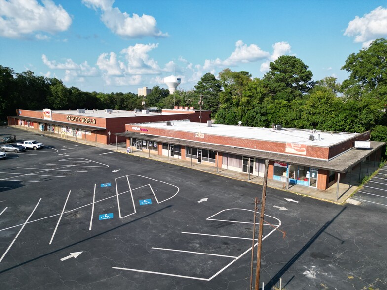 More Photos Of 808-888 Pio Nono Ave, Macon-Bibb General Retail For Sale