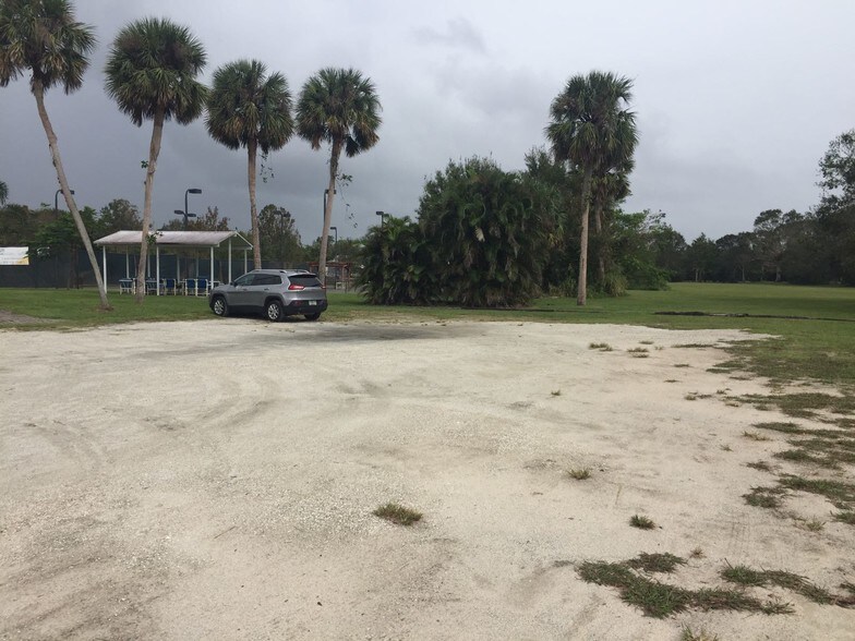 More Photos Of 4291 SW 5th Pl, Vero Beach Land For Sale