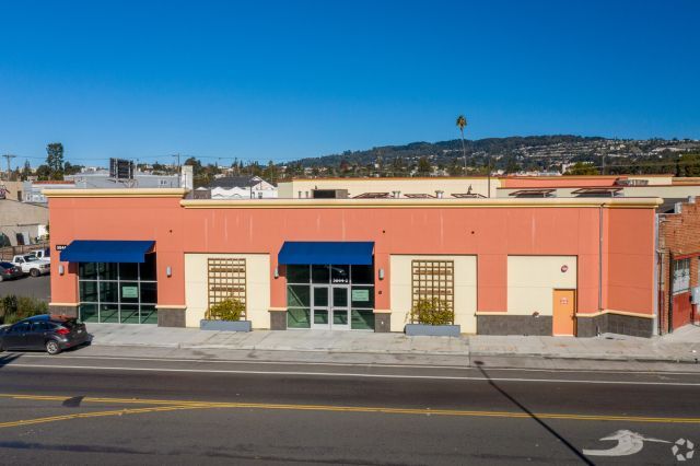 More Photos Of Foothill Blvd, Oakland Unknown For Lease