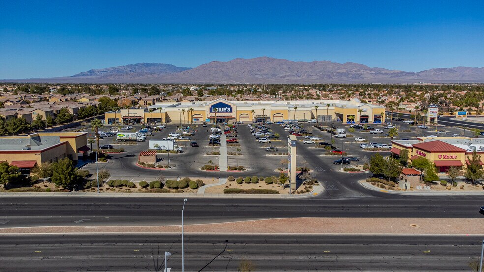 More Photos Of 6070 W Craig Rd, Las Vegas Freestanding For Lease