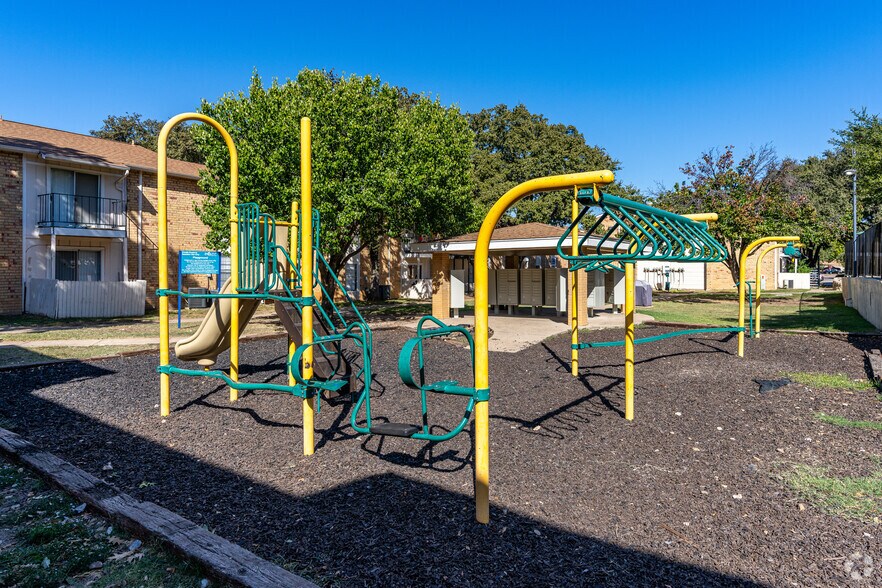More Photos Of 2200 Aden Rd, Fort Worth Apartments For Sale