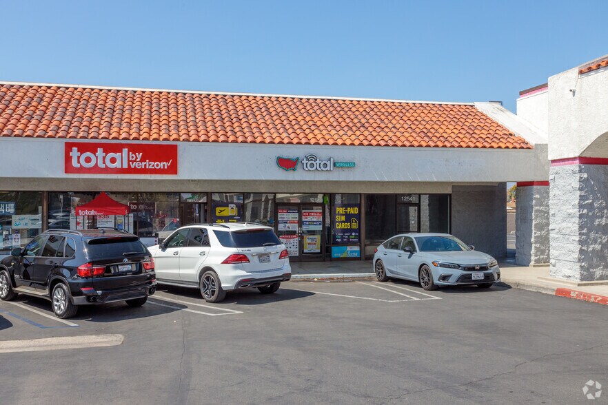 More Photos Of 12521-12573 Carson St, Hawaiian Gardens Unknown For Lease