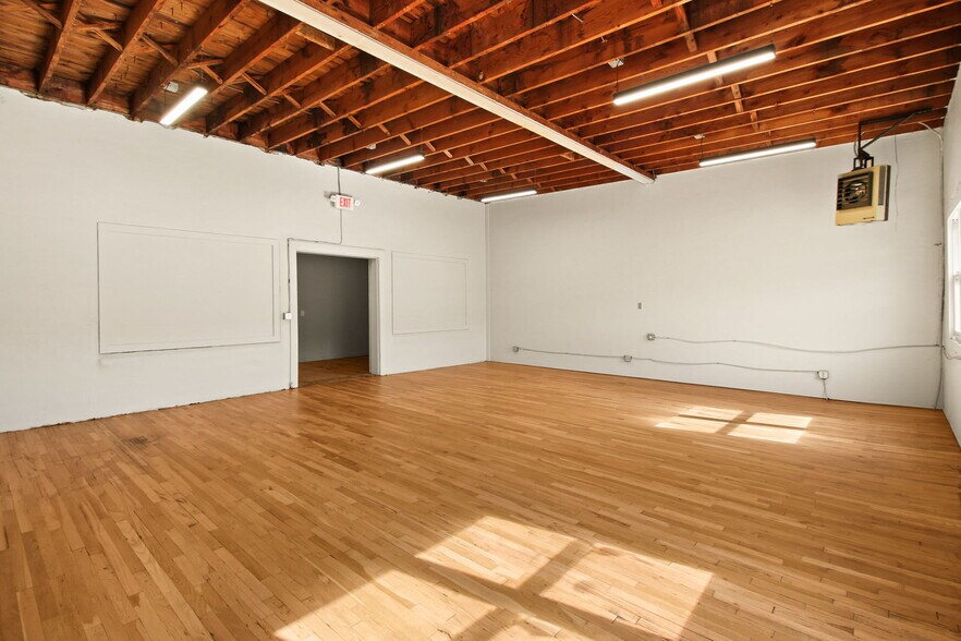 More Photos Of 713 W King St, Boone Storefront For Sale