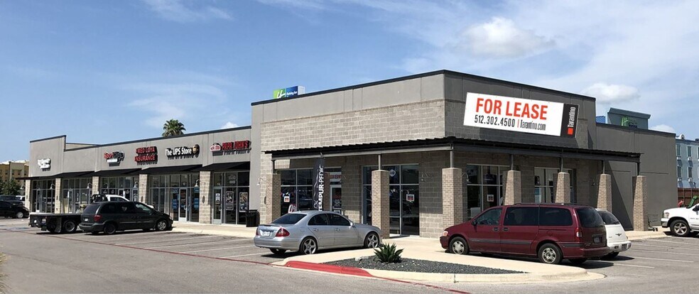 More Photos Of 489 Agnes, Bastrop Storefront For Lease