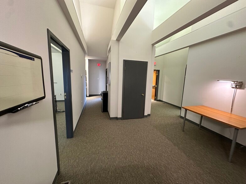 More Photos Of 2500 E High St, Pottstown Office For Sale