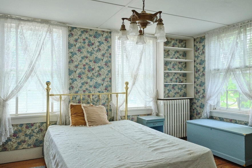 More Photos Of 267 Main St, Schoharie Hospitality For Sale