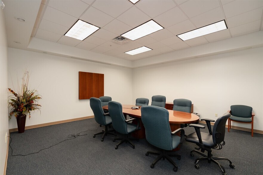 More Photos Of 2841 E Empire St, Bloomington Airplane Hangar For Sale