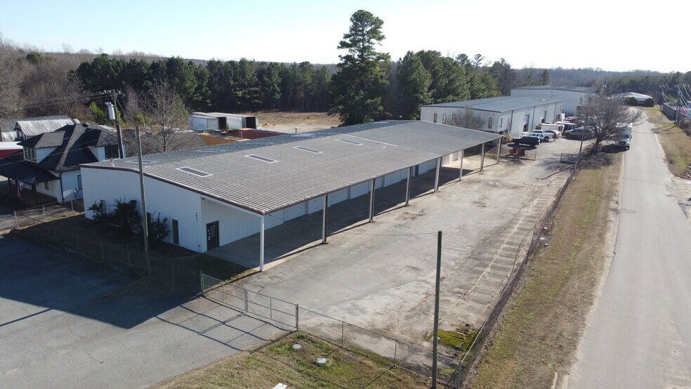 More Photos Of 4857 N NC 16 Business Hwy, Denver Warehouse For Lease