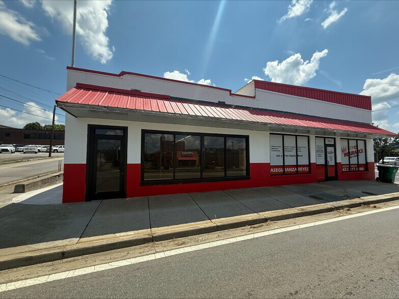 Primary Photo Of 128 E Morris Blvd, Morristown General Retail For Lease