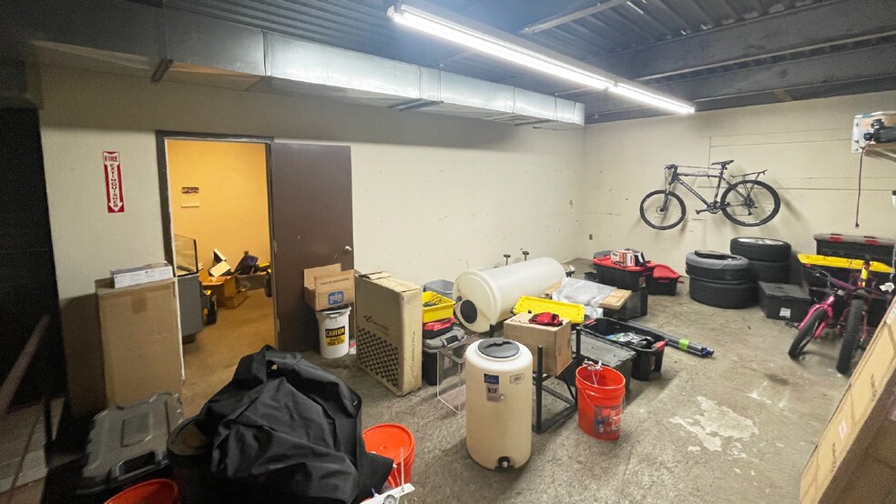 More Photos Of 4537 21st St, Long Island City Warehouse For Lease