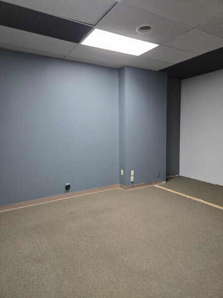 More Photos Of 4184 Seneca St, West Seneca Storefront Retail Office For Lease