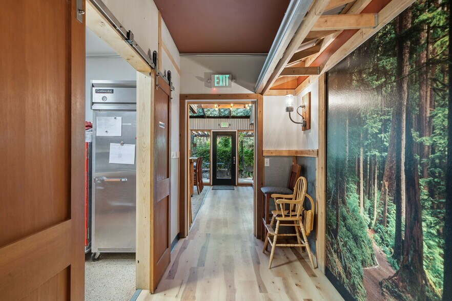 More Photos Of 101 Provence View Ln, Sequim Restaurant For Sale