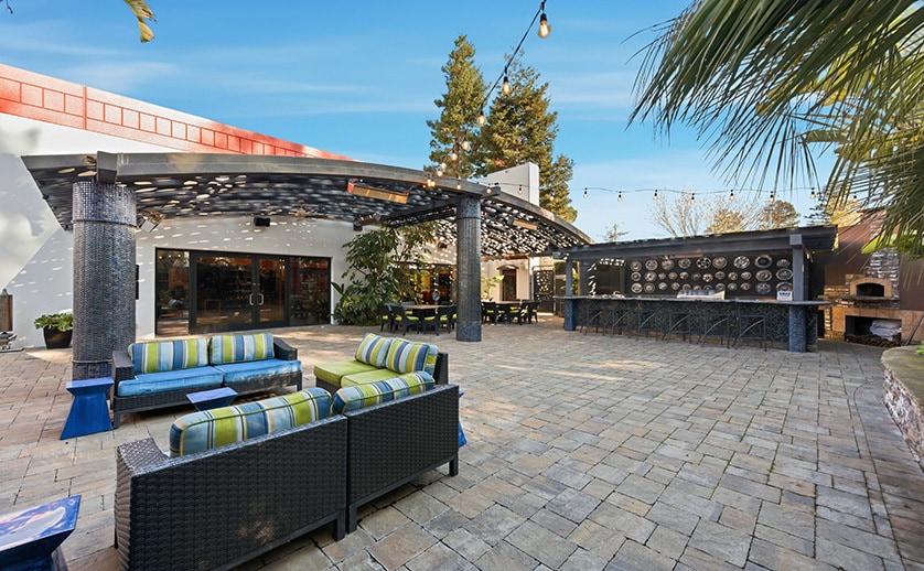 More Photos Of 521 Charcot Ave, San Jose Showroom For Sale