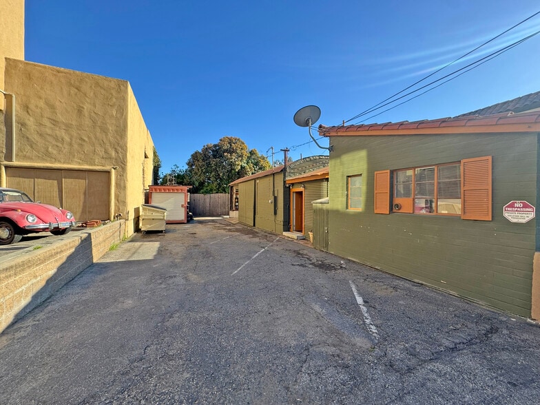 More Photos Of 213 W Gutierrez St, Santa Barbara Warehouse For Sale