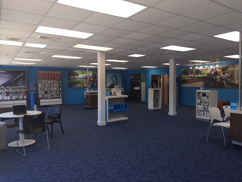 More Photos Of 520 NY-17M, Monroe Storefront Retail Office For Lease