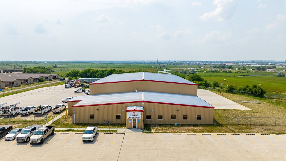 More Photos Of 611 37th Ave SE, Williston Warehouse For Sale