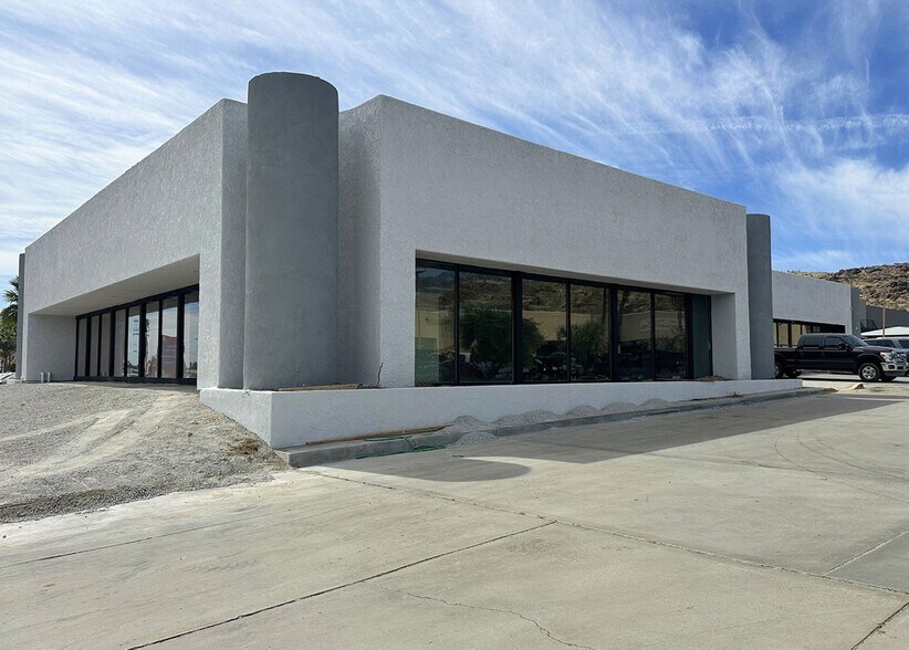 More Photos Of 67777 E Palm Canyon Dr, Cathedral City Freestanding For Lease