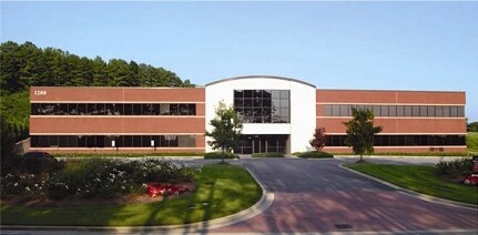 More Photos Of 1200 Premier Dr, Chattanooga Loft Creative Space For Lease