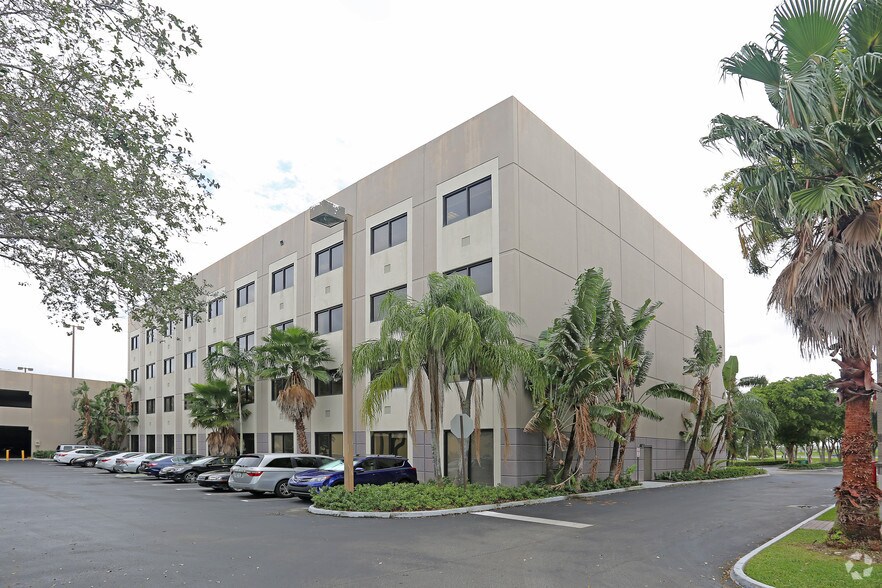 More Photos Of 8095 NW 12th St, Doral Office For Lease