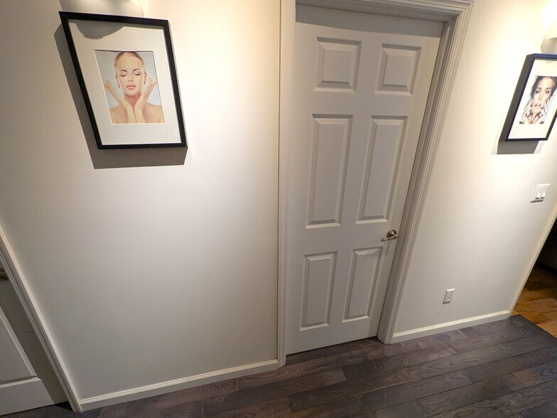 More Photos Of 56 W 39th St, New York Office For Lease