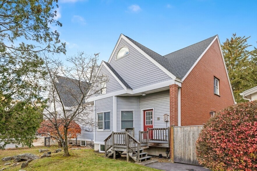 More Photos Of 70 Main St, Lynnfield Daycare Center For Sale