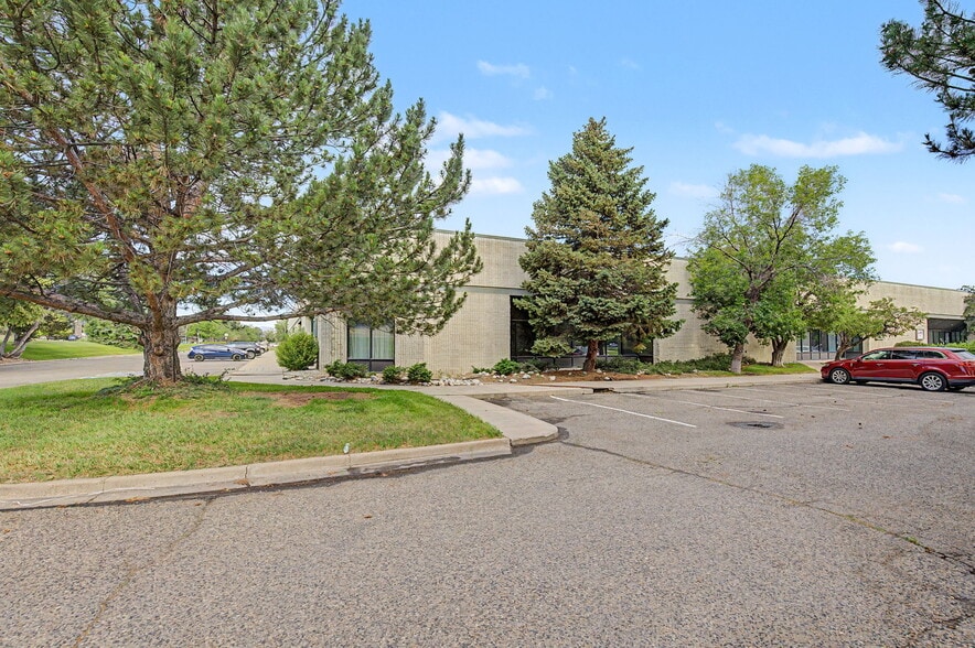 More Photos Of 1301-1333 W 121st Ave, Denver Flex For Lease
