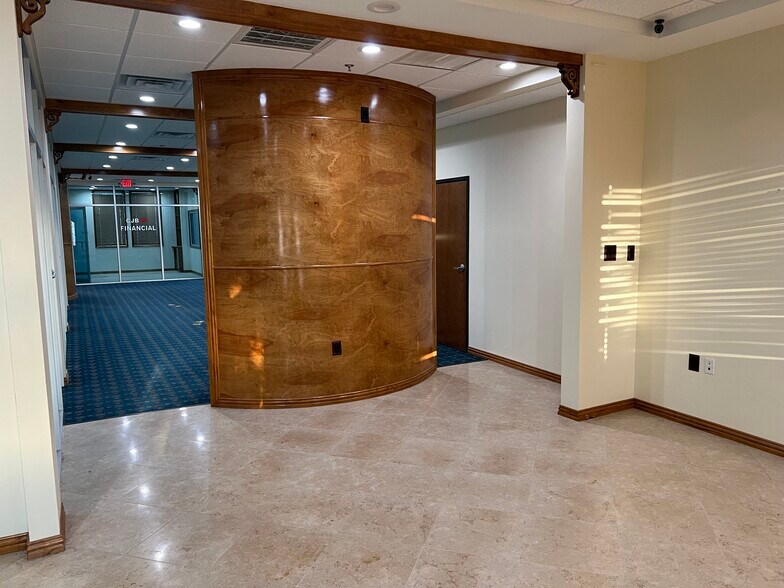 More Photos Of 935 W Exchange Pky, Allen Office For Sale