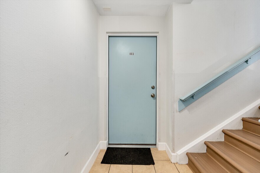 More Photos Of 3530 W Lehigh Ave, Denver Apartments For Sale