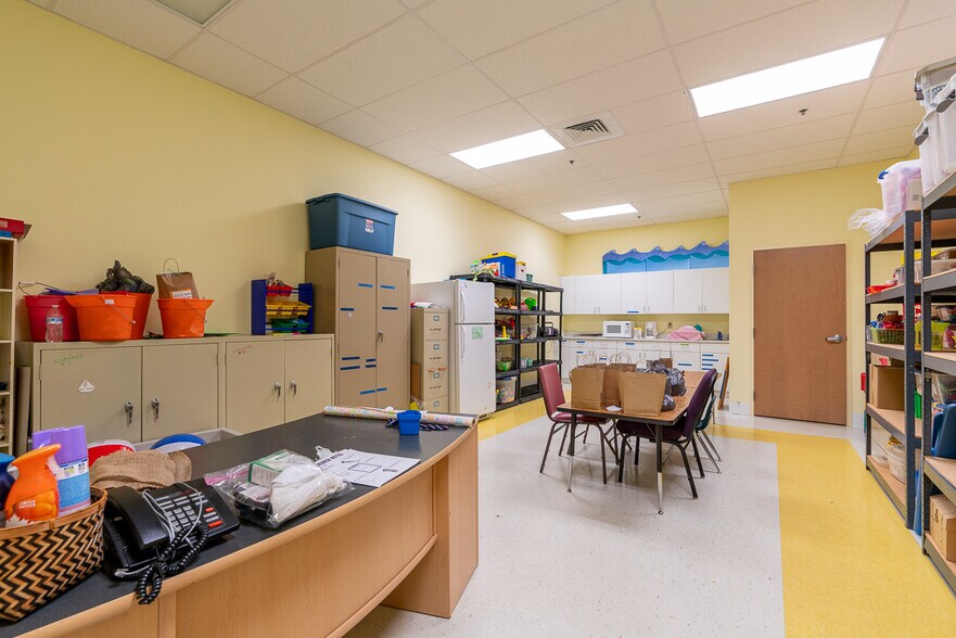 More Photos Of 1701 Westchester Dr, High Point Religious Facility For Sale