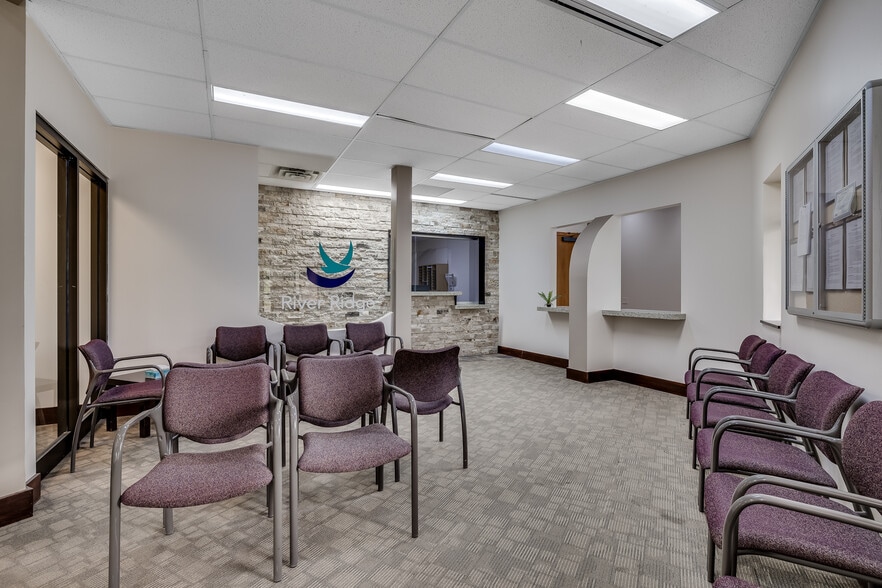 More Photos Of 4555 Erin Dr, Eagan Office For Sale