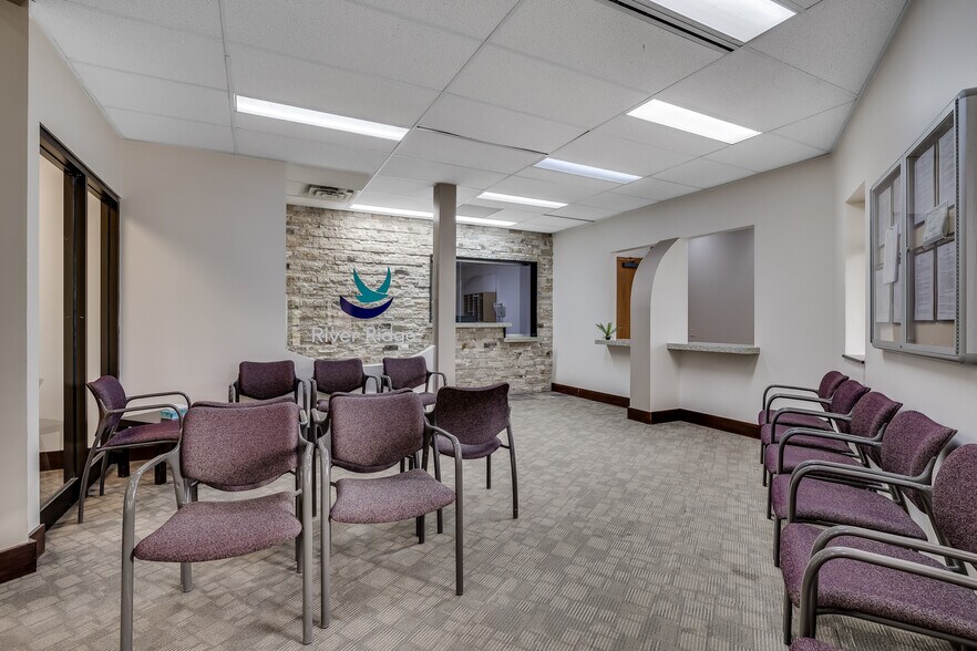 More Photos Of 4555 Erin Dr, Eagan Office For Lease