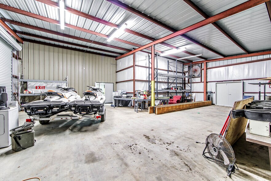 More Photos Of 1711 Dunn St, Houma Service For Lease