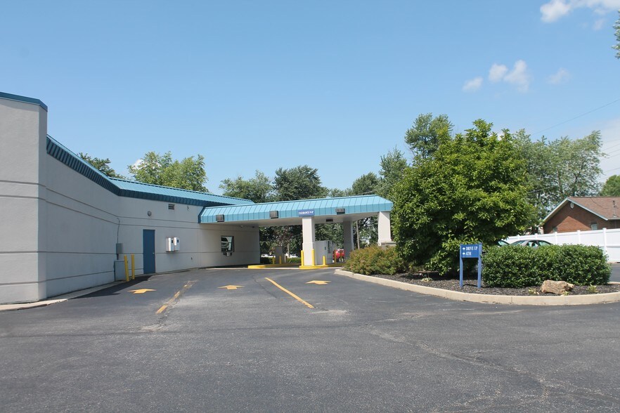 More Photos Of 801 Lincoln Hwy, Fairview Heights Office For Lease