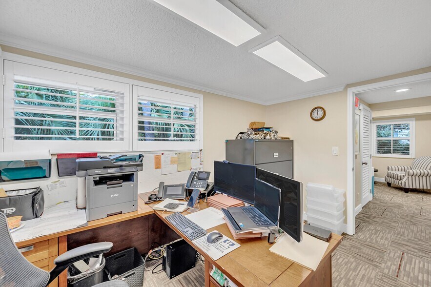 More Photos Of , Fort Lauderdale Office For Sale