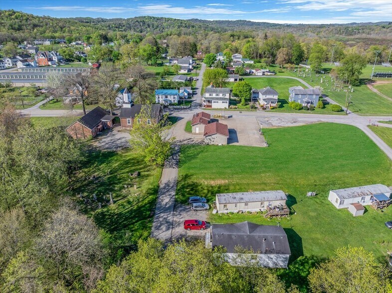 More Photos Of 212 Pine St, Jefferson Carwash For Sale